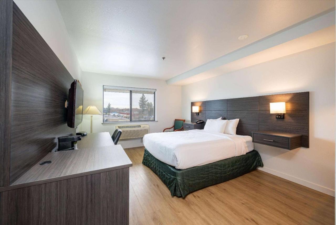 Baymont Inn & Suites By Wyndham Bellingham Extérieur photo