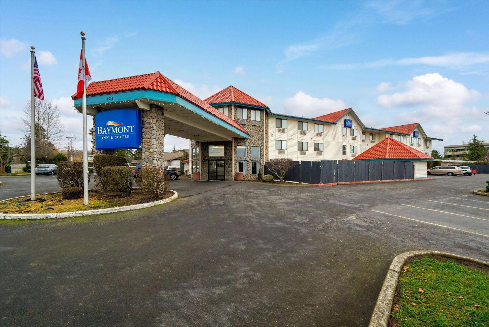 Baymont Inn & Suites By Wyndham Bellingham Extérieur photo